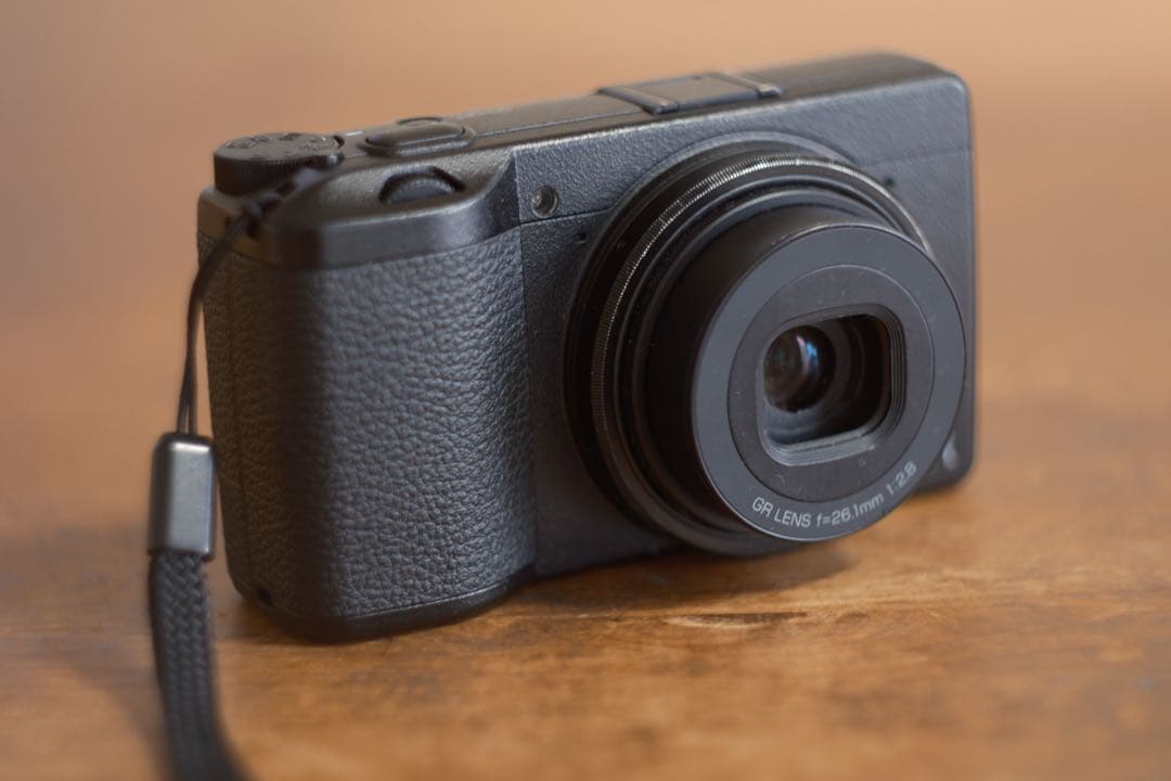 RICOH GR III コンパクトデジタルカメラ（3057回）