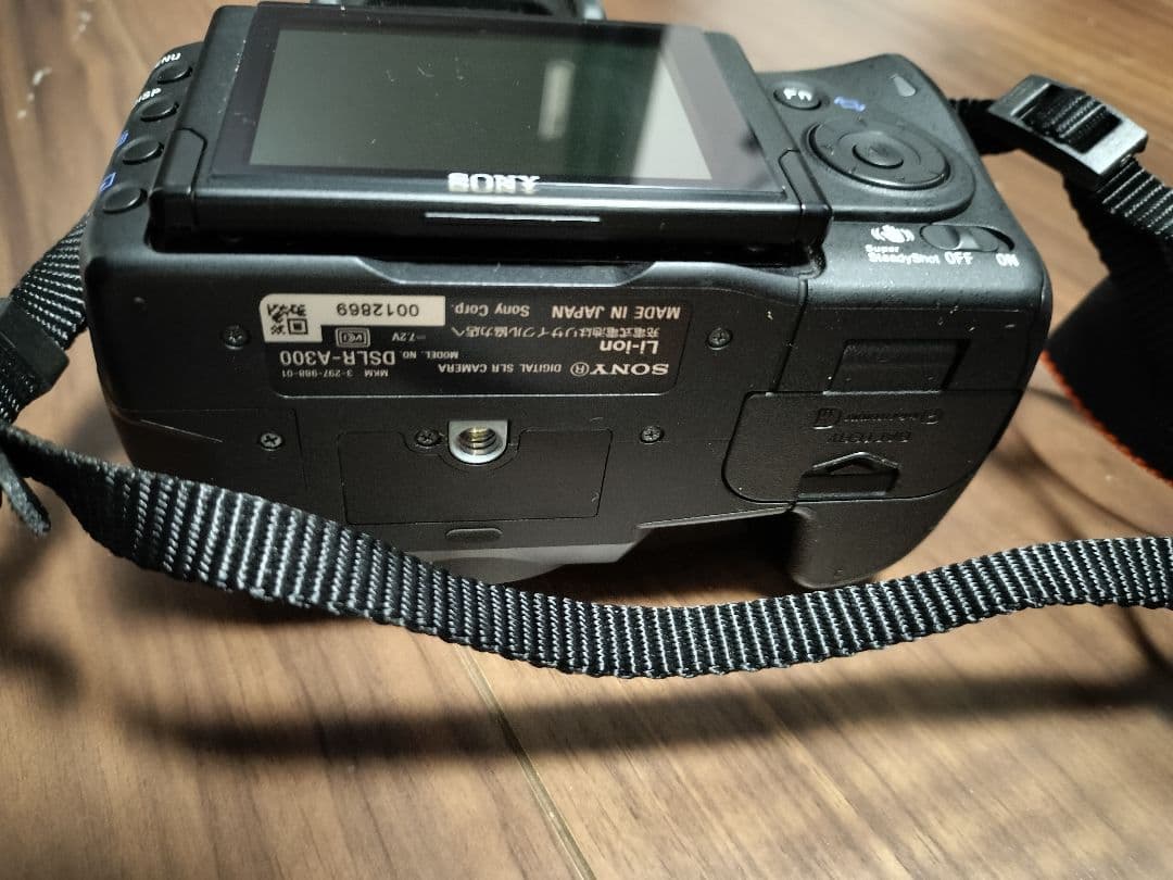 SONY α300 DSLR-A300 デジタル一眼レフカメラ