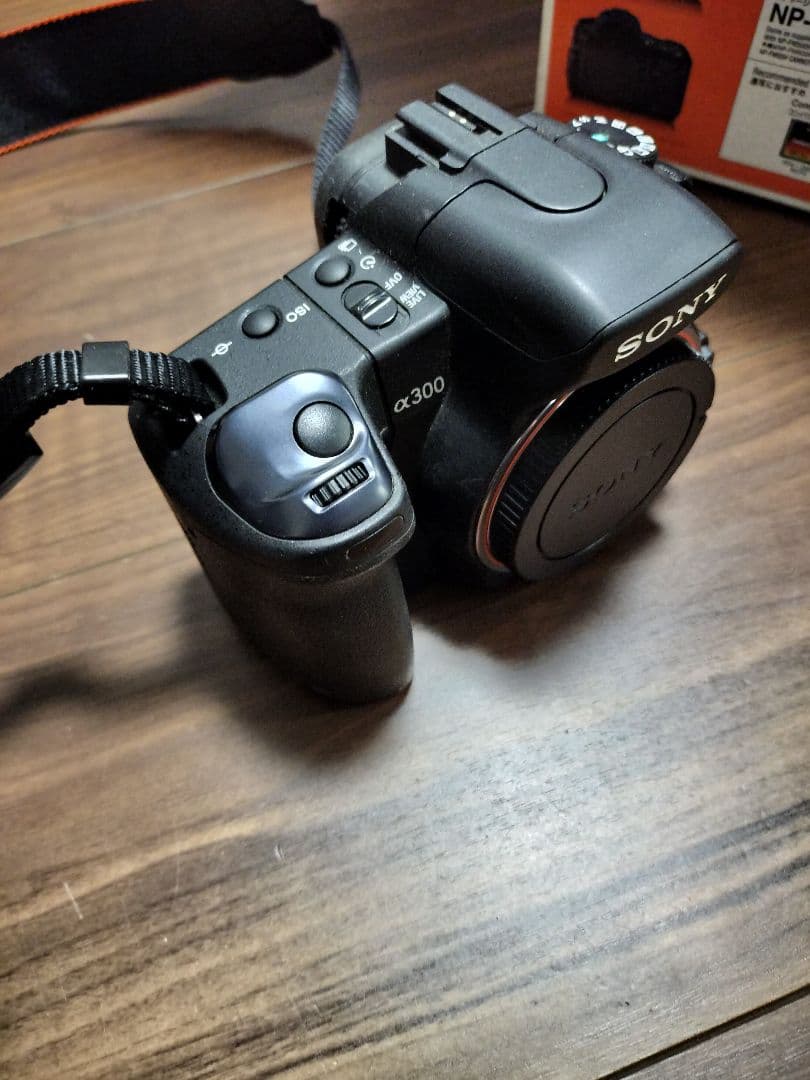 SONY α300 DSLR-A300 デジタル一眼レフカメラ