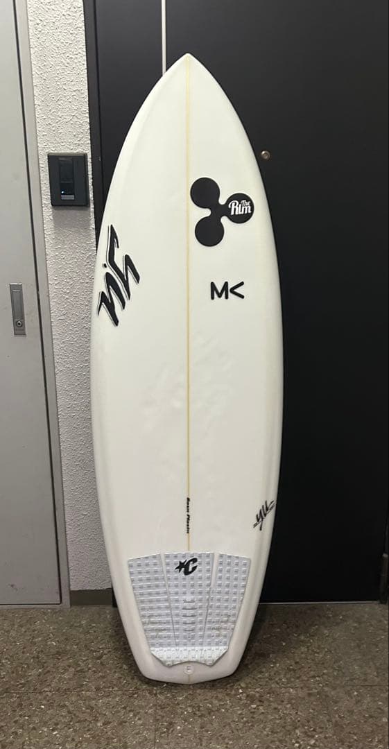 (Niki)yuサーフボード マジックダイアモンド　5'4(週末値下げ)