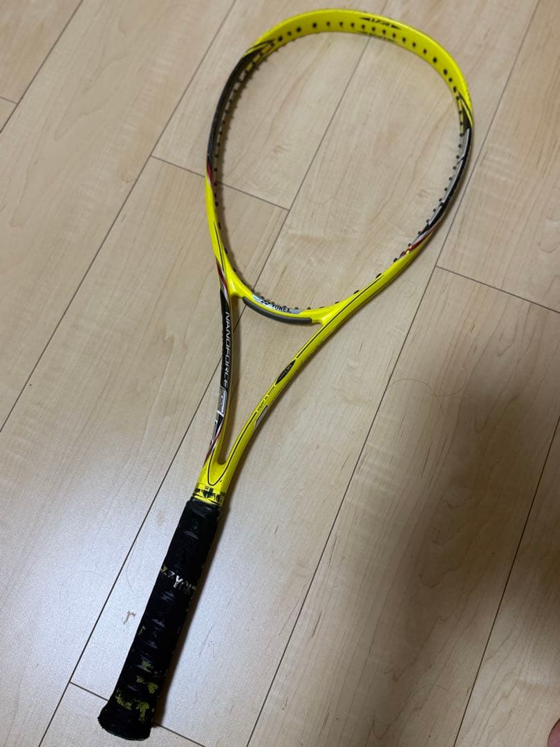【3時間限定】 YONEXナノフォース8V REV+新品グリップテープ