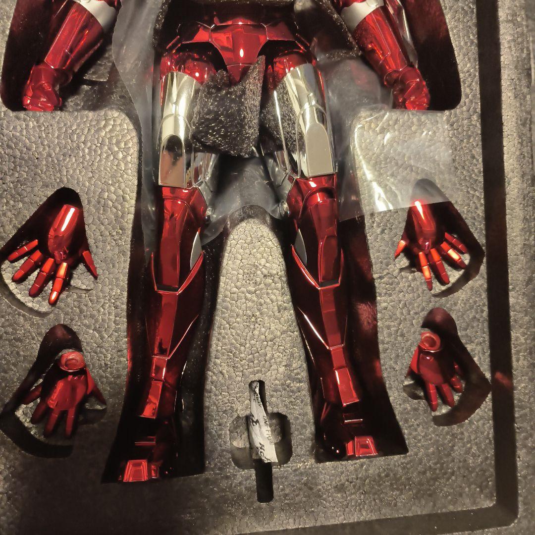 トイサピエンス限定 ホットトイズ アイアンマンマーク3 レッド＆シルバー