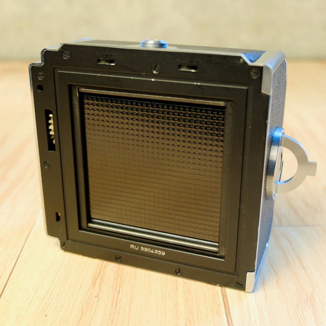 ハッセルブラッド500CM＋ディスタゴンCF 50/4＋フラッシュガンブラケット