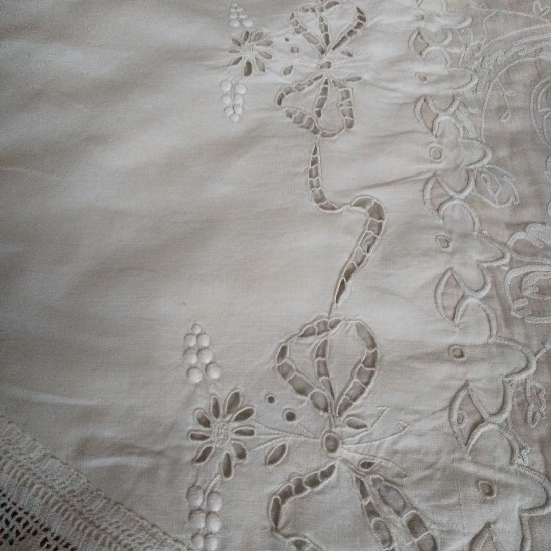 フランスアンティークレース 素材のツリースカート ラグ フリークロス