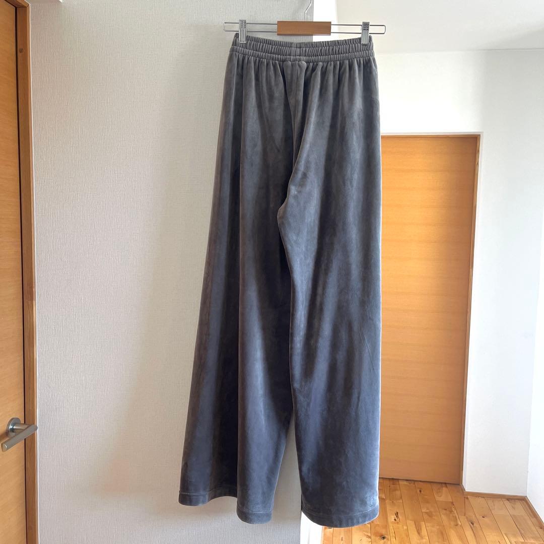 【Mサイズ】adidas originals ベルベットルーズトラックパンツ