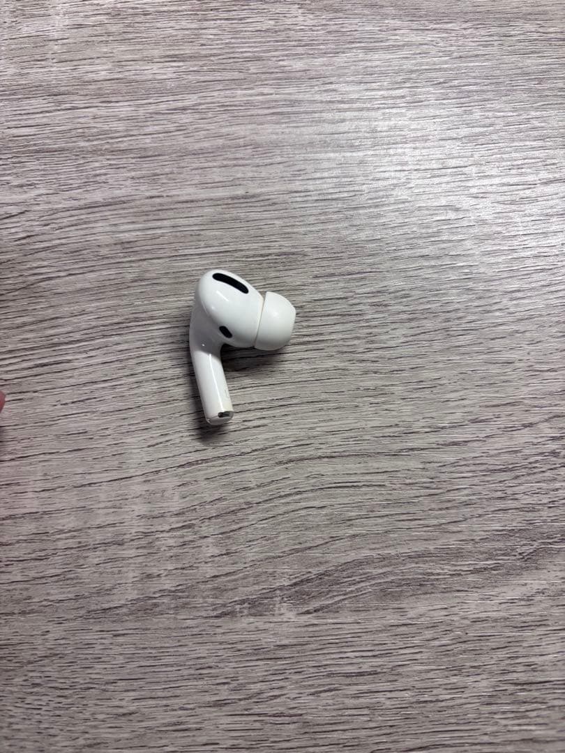 【美品】AirPods Pro初代ワイヤレスイヤホン 本体