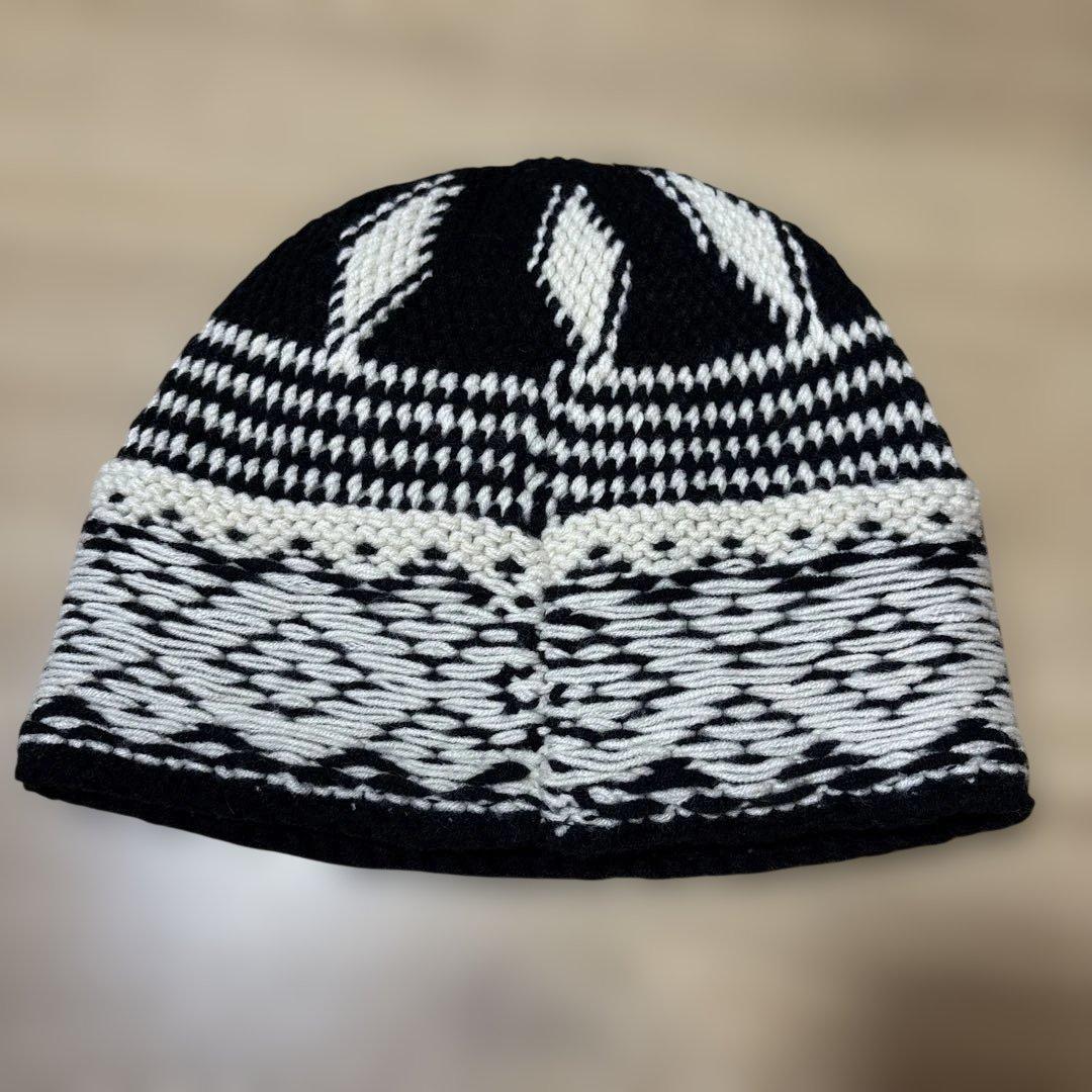 Supreme ニット帽 ブラック・ホワイト