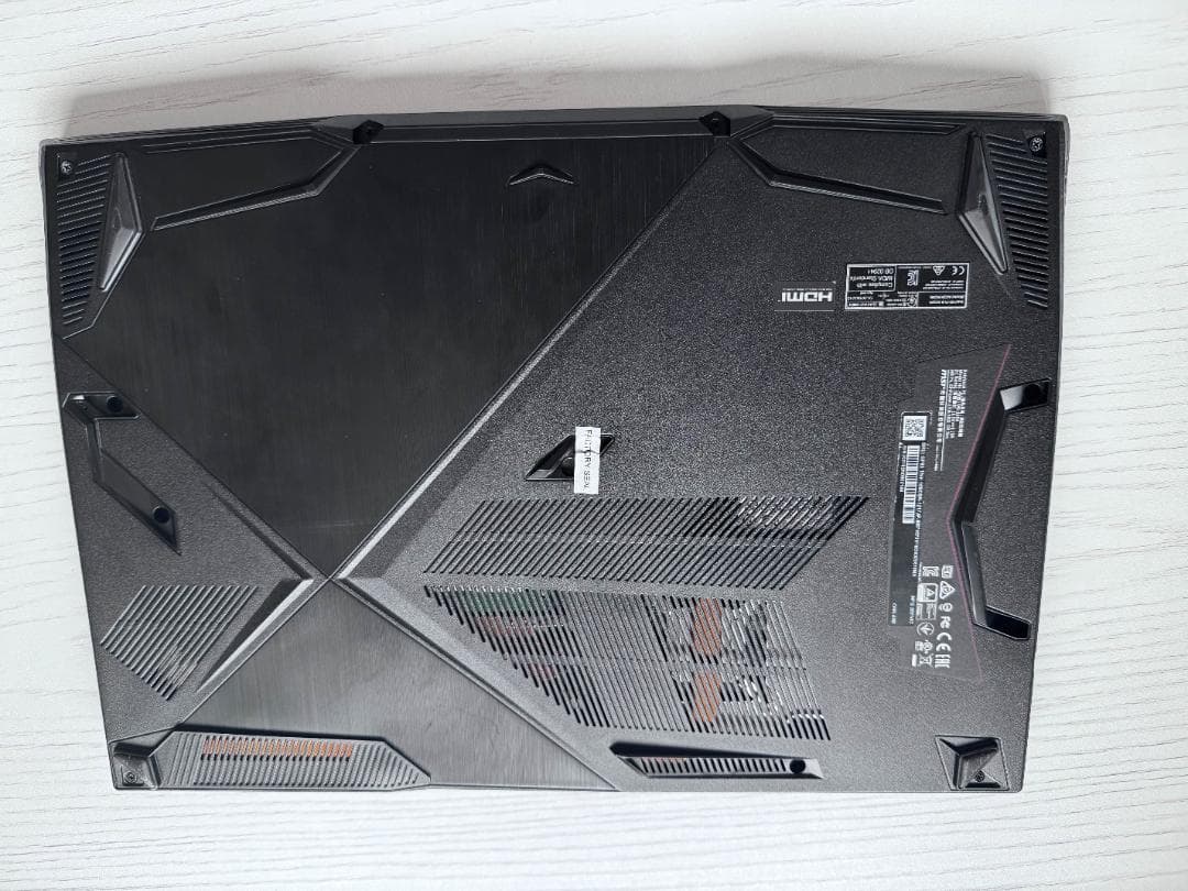 MSI ゲーミングノート / core i7-10750H GTX1650Ti