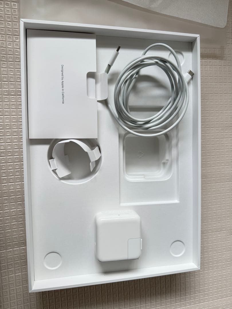 MacBook本体 Apple MacBook Air M1 8GB RAM, 512GB