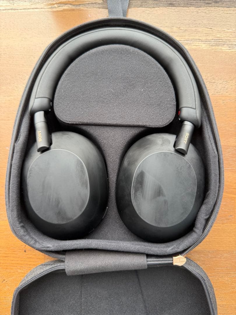 wh-1000xm5 ケース付き