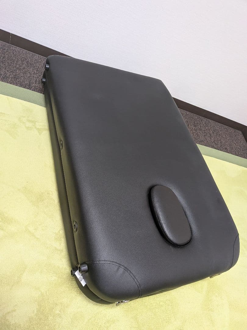 折りたたみ式 マッサージベッド ブラック ブラック