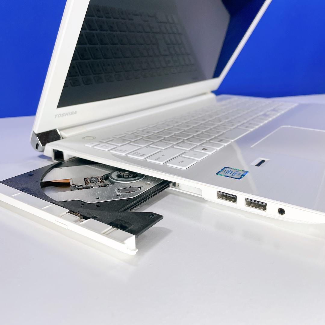 Corei7✨ブルーレイOK✨快速SSD✨Win11東芝白カメラ付ノートパソコン