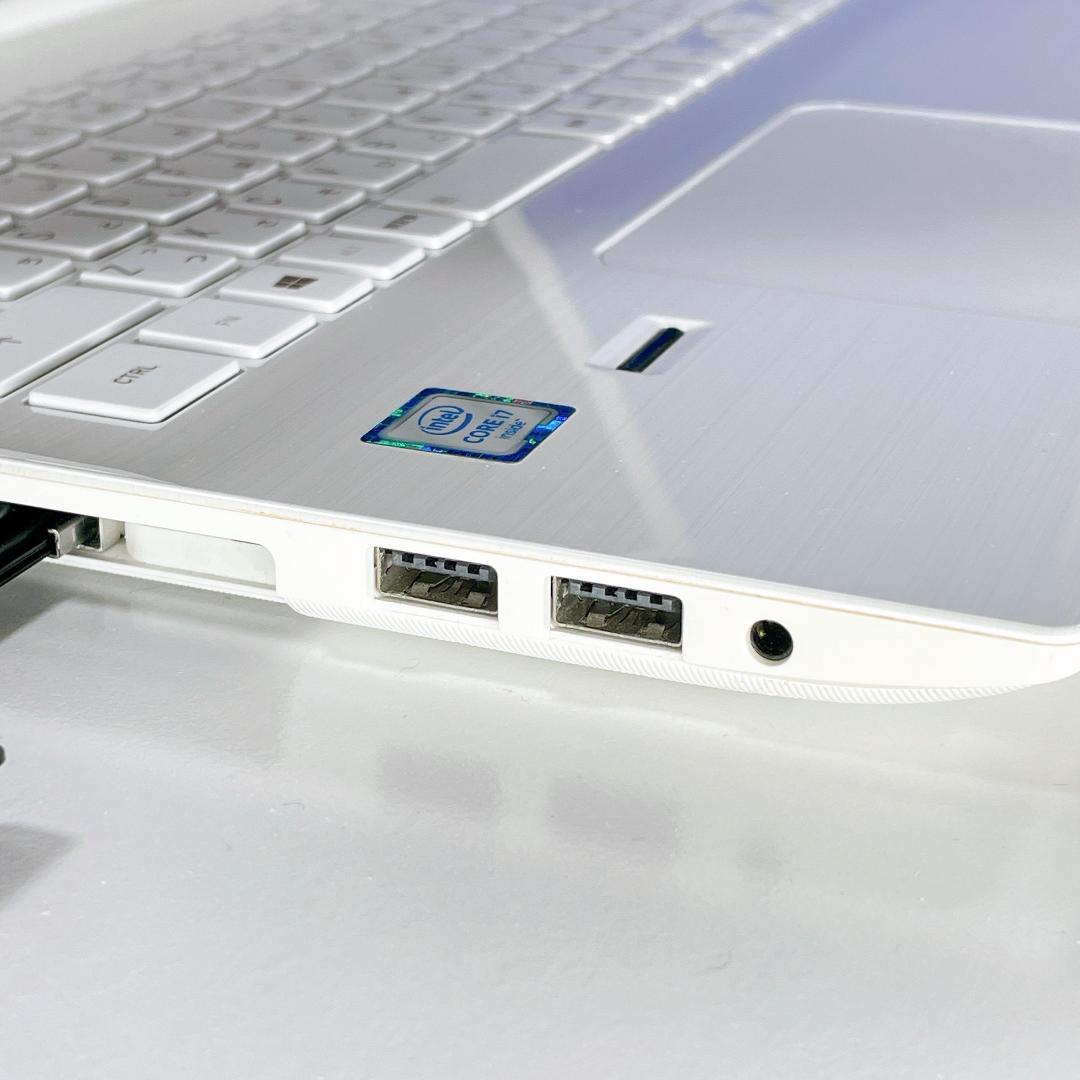 Corei7✨ブルーレイOK✨快速SSD✨Win11東芝白カメラ付ノートパソコン