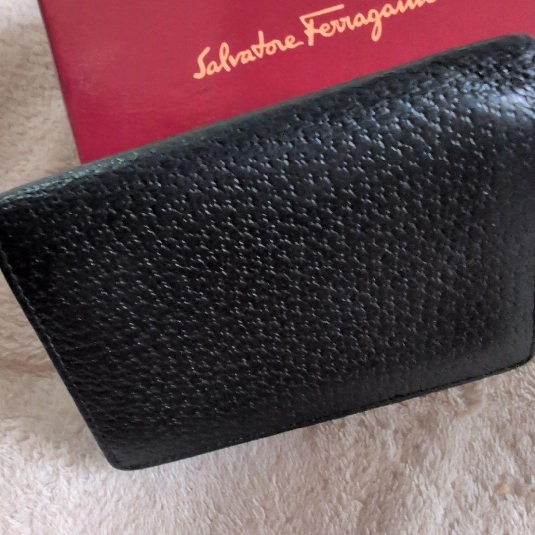 Salvatore Ferragamo ブラック名刺入れ