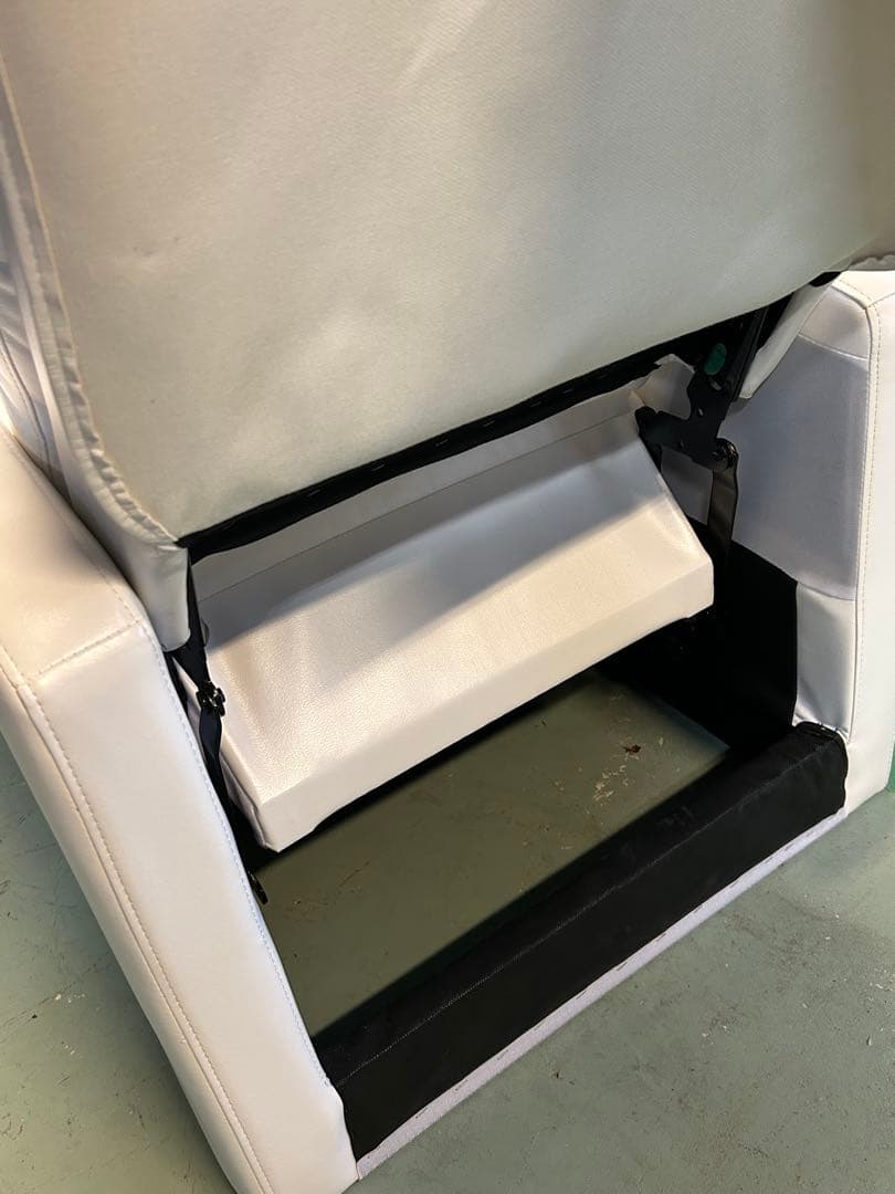 ☆ リクライニングチェア手動　マツエク　ネイル　エステ☆ 未使用