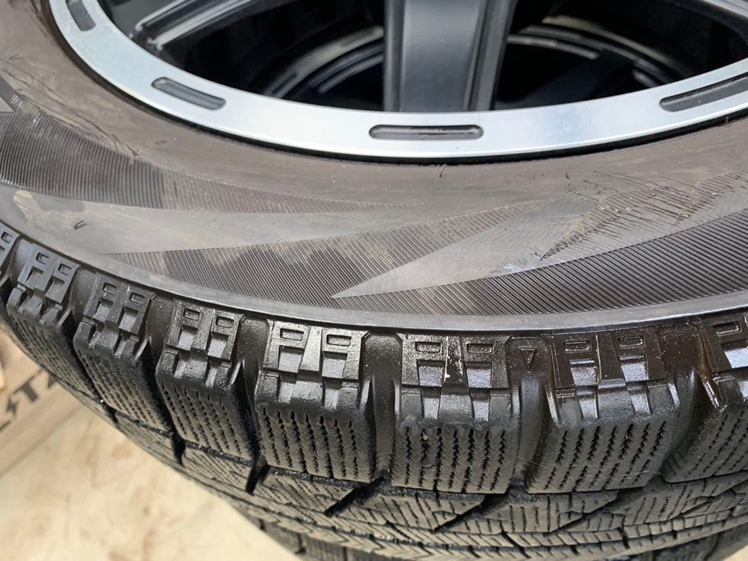 ブリザックスタッドレスタイヤホイール4本セット