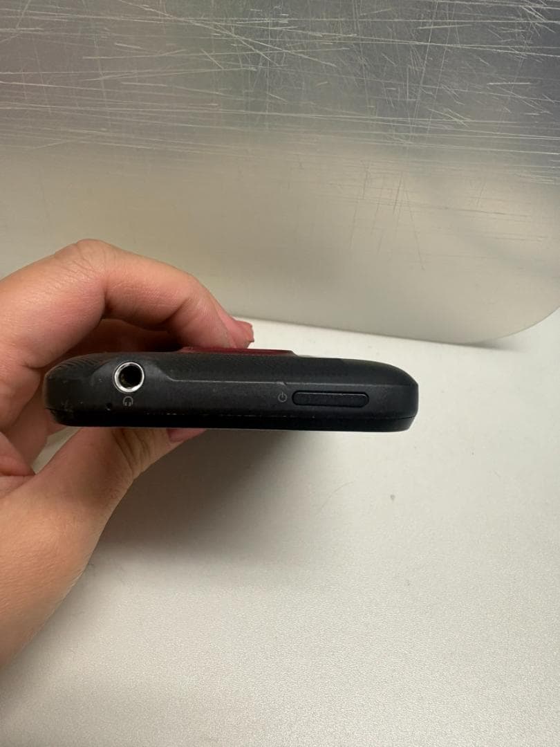 HTC 3D スマートフォン au KDDI ISW12HT