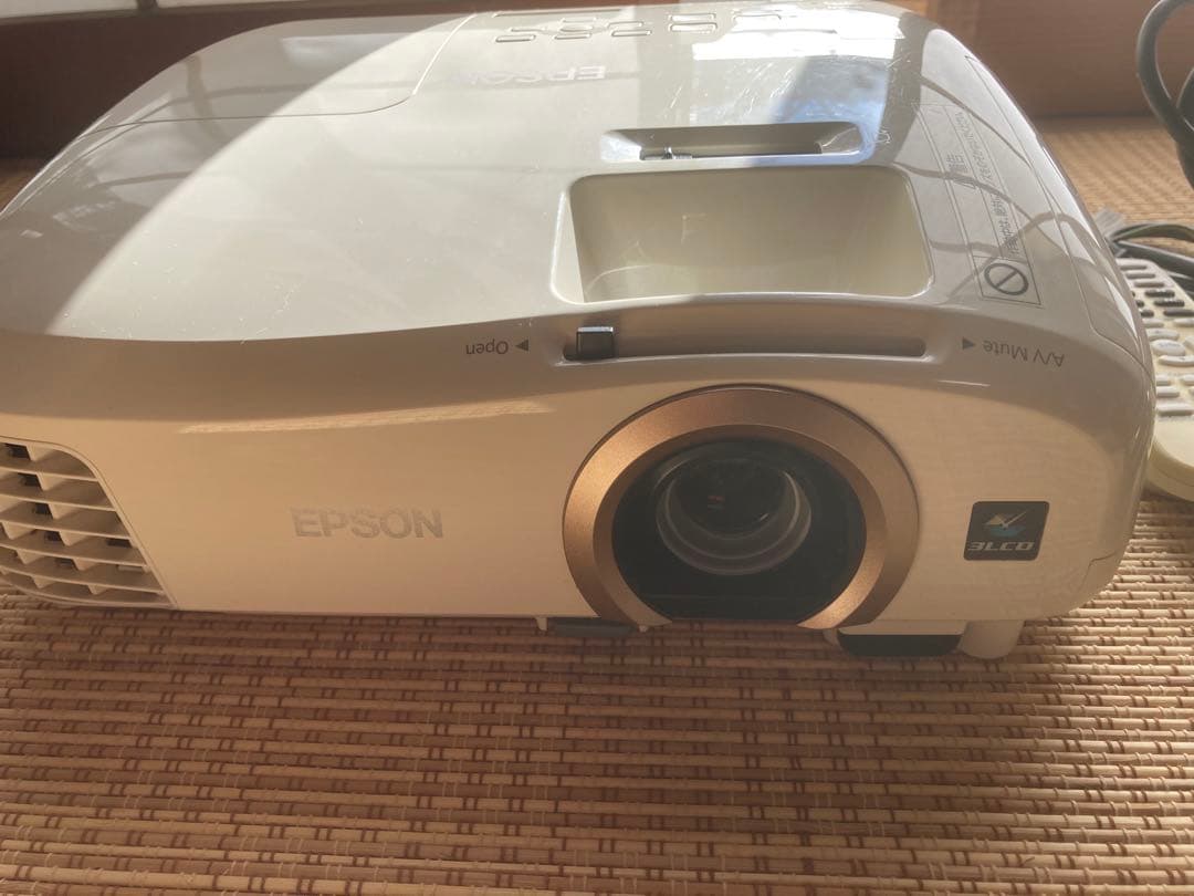 値下げ　EPSON プロジェクター EH-TW5350 ランプ交換済