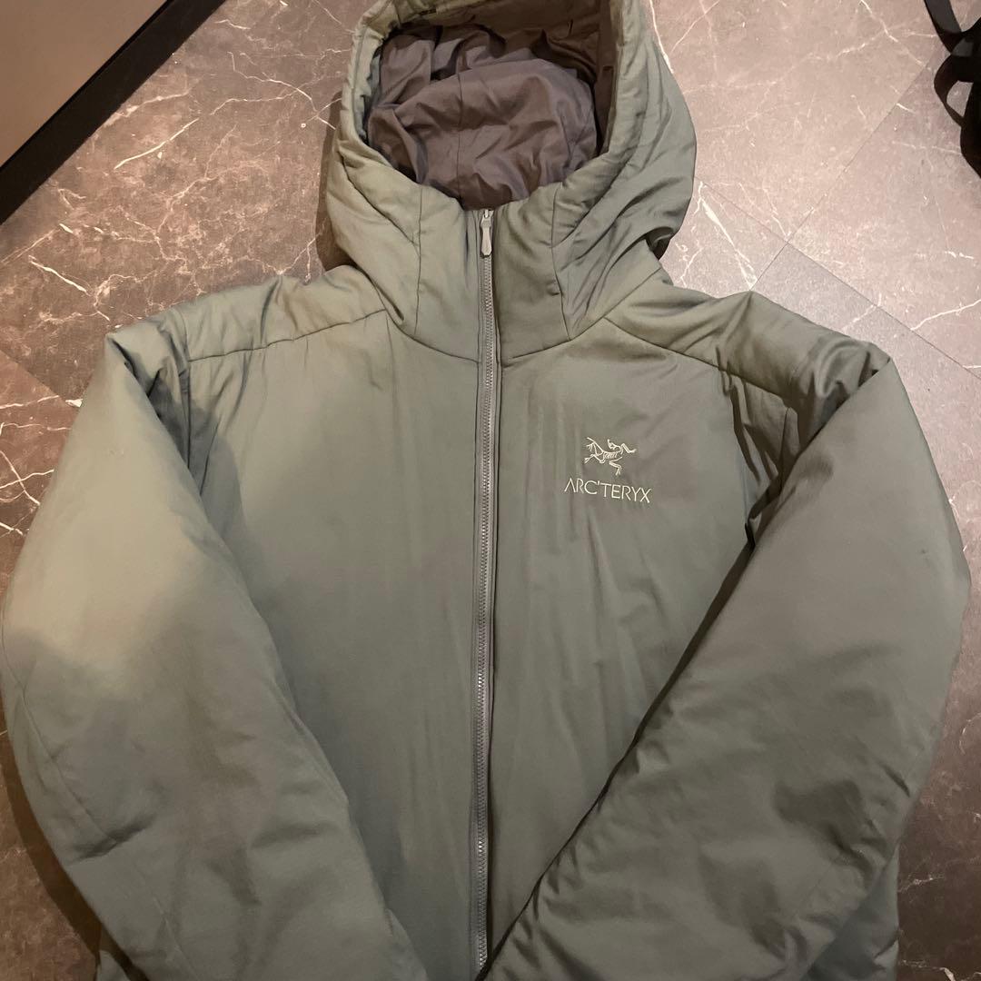 ARC'TERYX フード付きダウンジャケット Lサイズ グレー