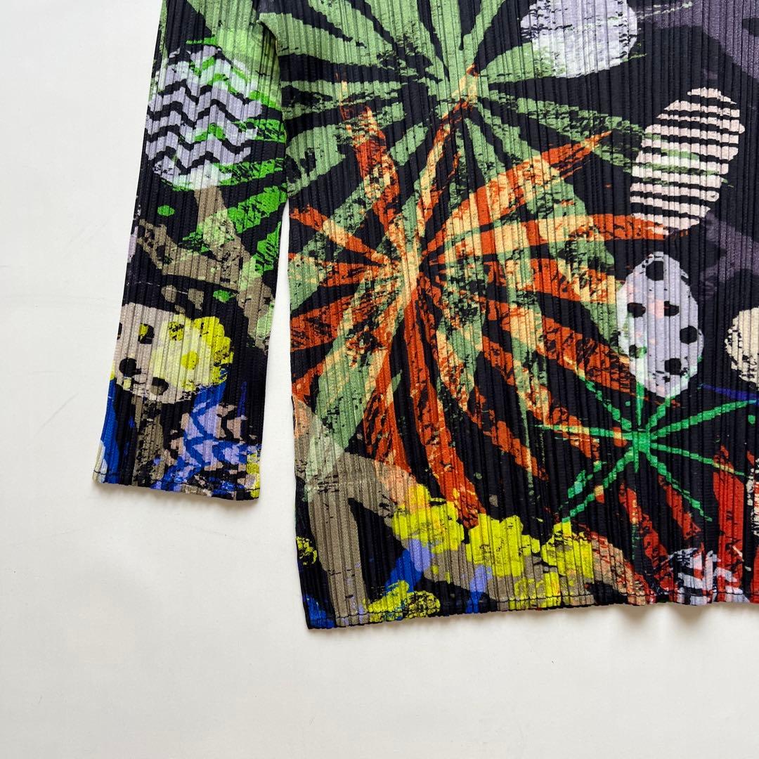 pleats please イッセイミヤケ 総柄プリント トップス C119