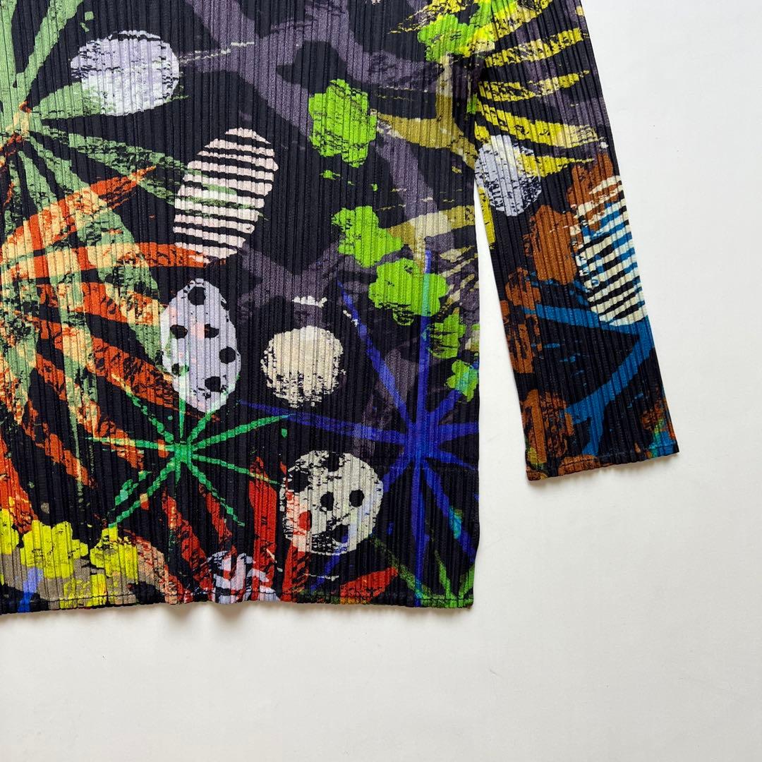 pleats please イッセイミヤケ 総柄プリント トップス C119