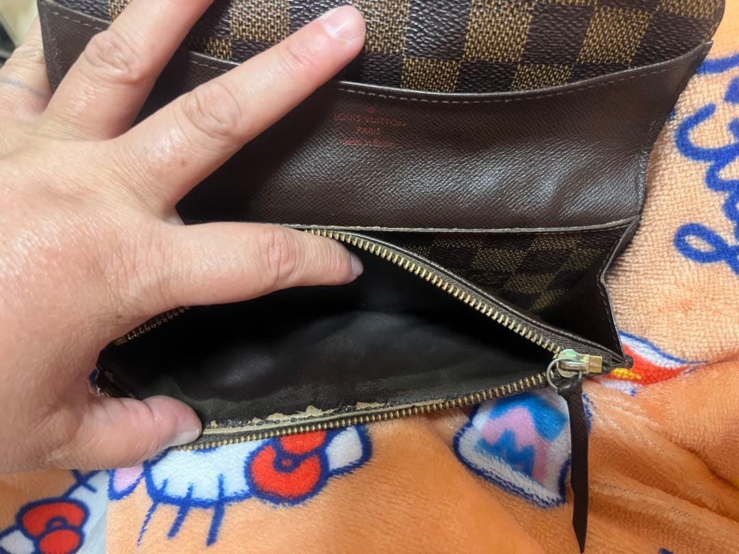 ダミエパターン レザー長財布