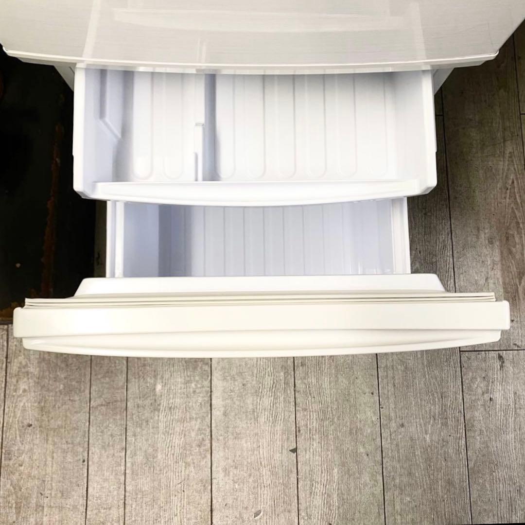 どっちも付け替えドアで人気！一人暮らしにおすすめ！冷凍冷蔵庫137L