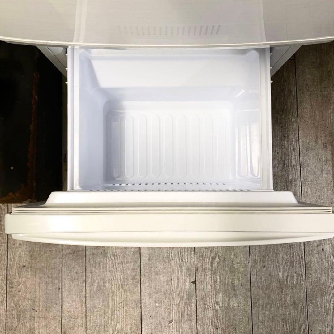 どっちも付け替えドアで人気！一人暮らしにおすすめ！冷凍冷蔵庫137L