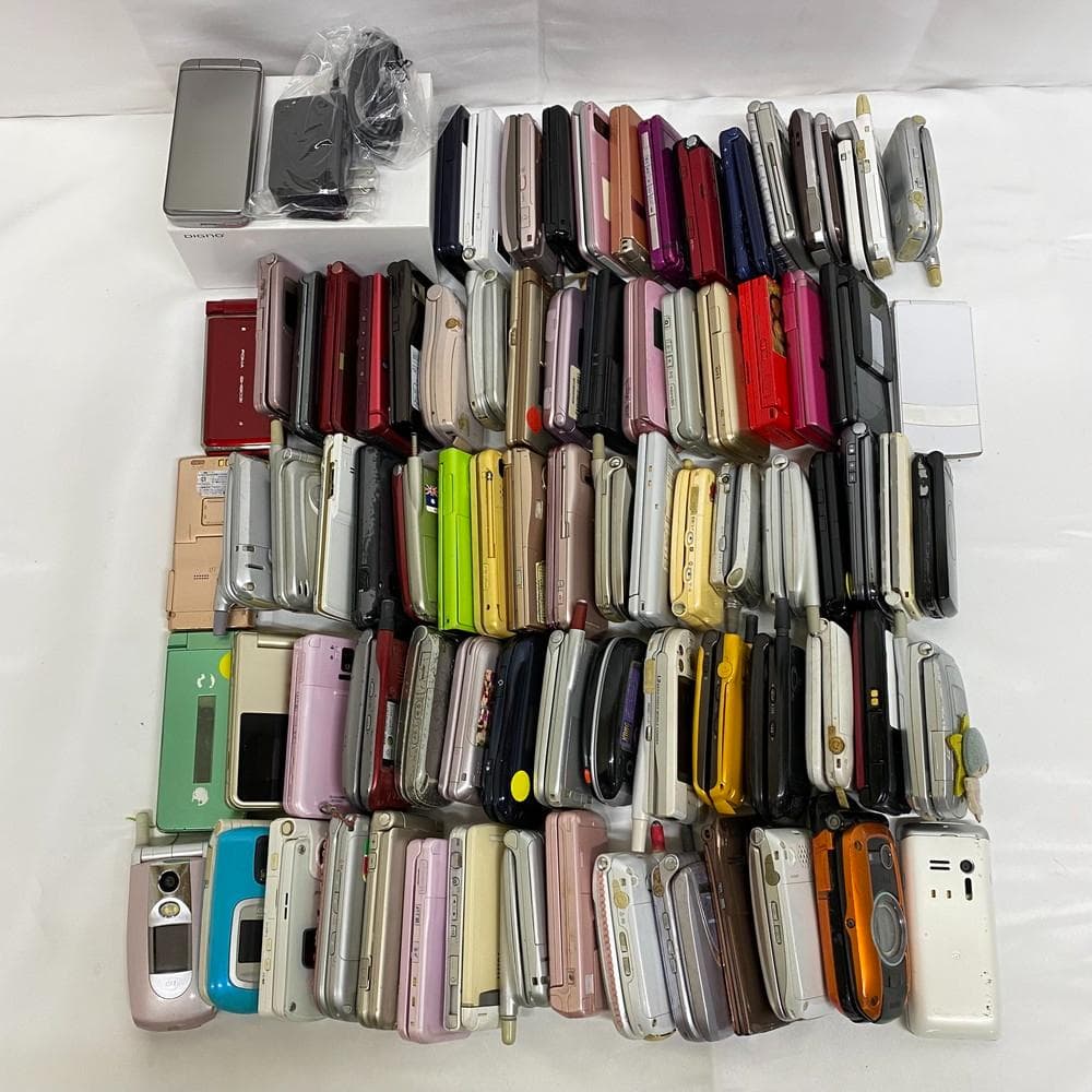個◆ガラケー 約80台 まとめジャンク 携帯 部品取り 約10㎏ 12002