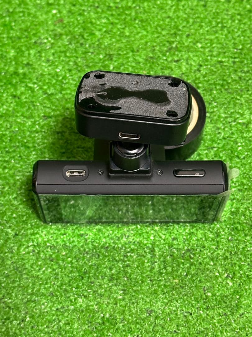 パイオニア VREC-DH300D フルHDドライブレコーダー 前後カメラ。