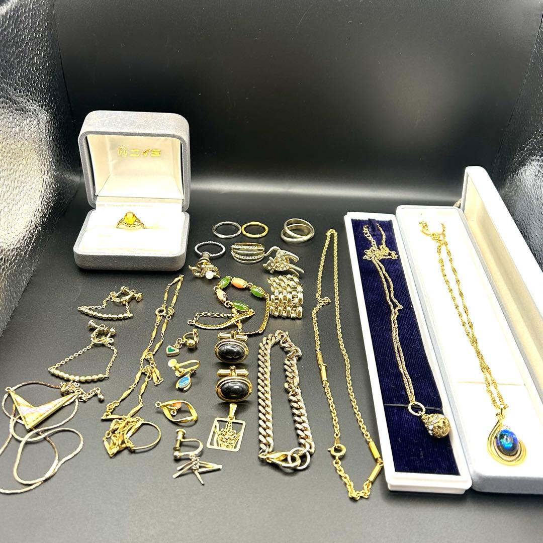 ぜ*k様 アクセサリー　ネックレス　ピアス　指輪　リング　まとめ売り　遺品整理