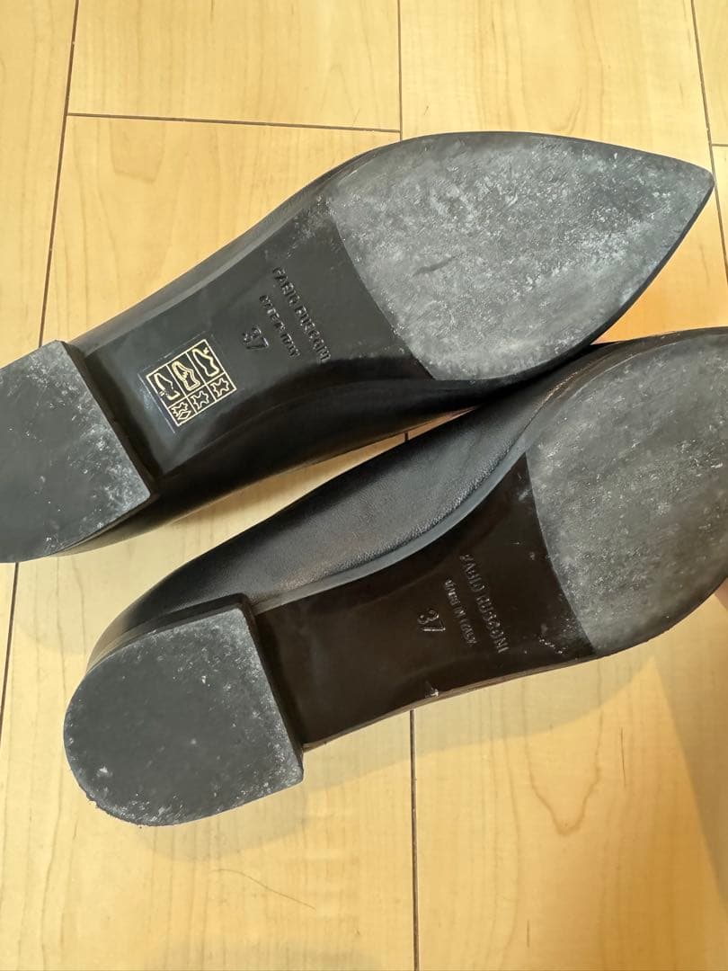 FABIO RUSCONI ブラックレザーポインテッドトゥフラットシューズ