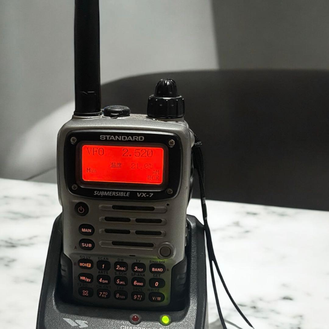 YAESU VX-7 八重洲　スタンダード受信機アマチュア無線