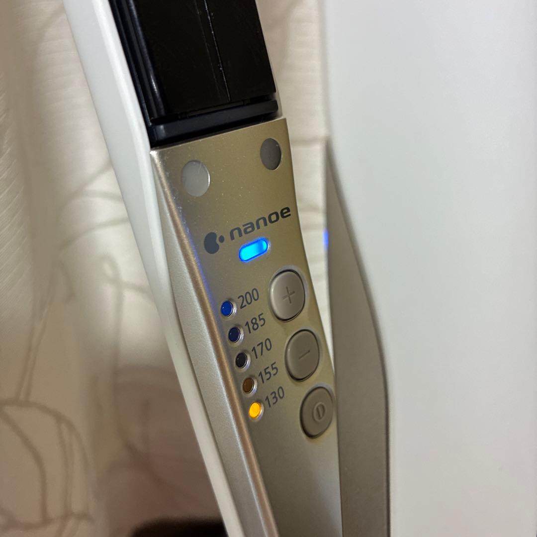 パナソニック　ストレートアイロン　ナノケア　EH-HSOJ-W