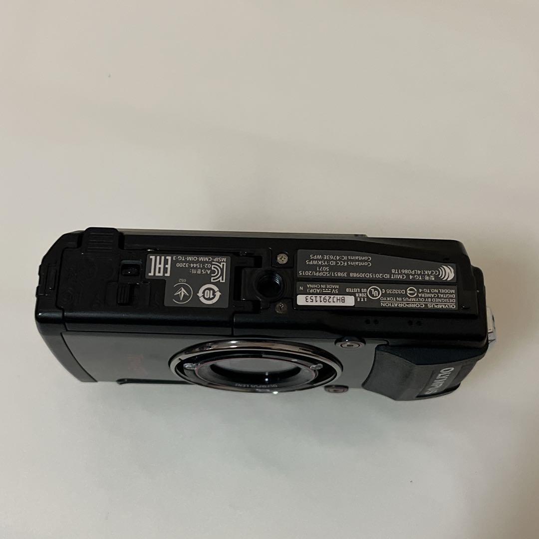 OLYMPUS Tough TG-4　ブラック　オリンパス