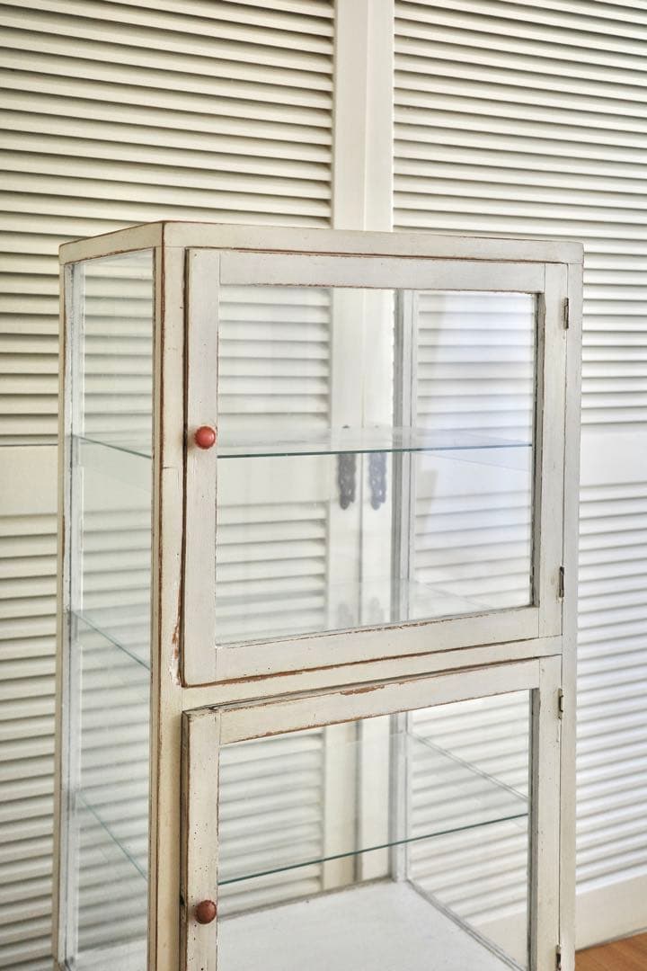 アンティーク ガラス キャビネット 飾り棚 4段 ホワイト