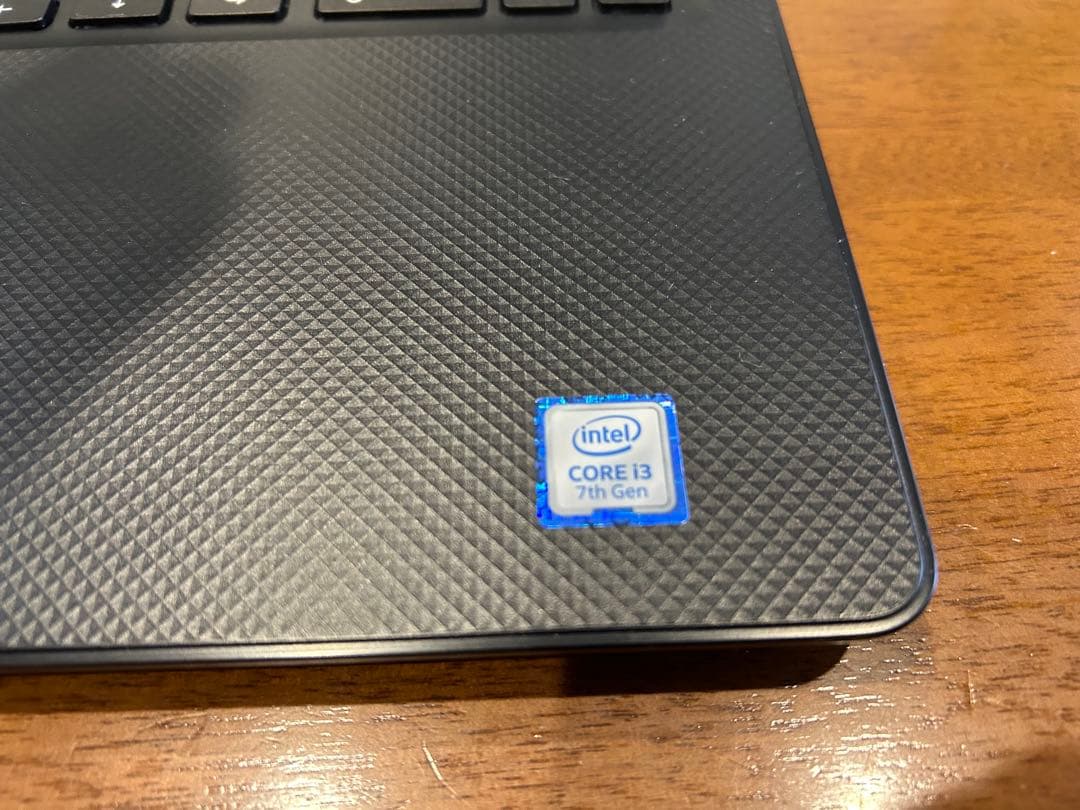 Dell Vostro 15 3000 ノートPC