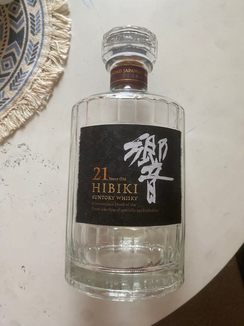 響21年空瓶　山崎18年空箱