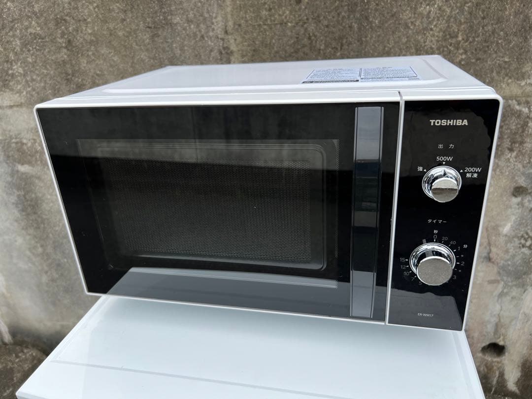 【高年式】 2021年式 650w TOSHIBA 電子レンジ ER-WM17