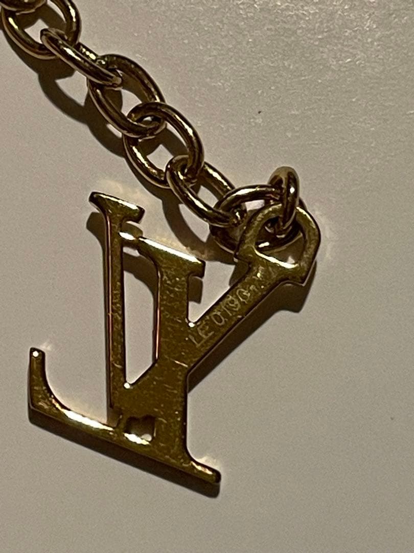 ルイヴィトンネックレス コリエスウィートチャーム