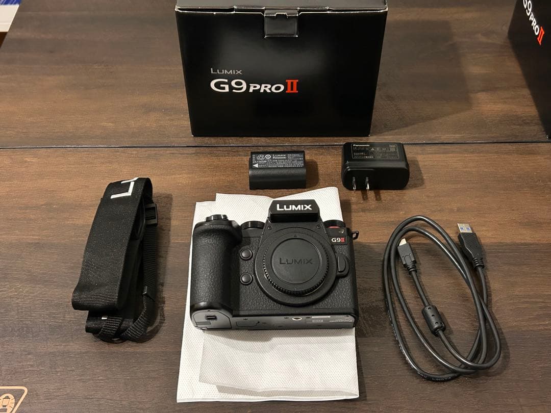 Panasonic LUMIX G9 Pro II ②