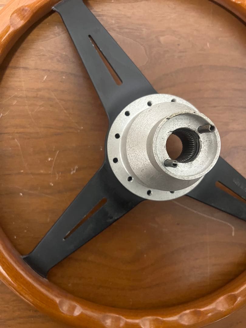 当時物 NARDI クラシック ウッドステアリング 36φイタリア製 ボス付