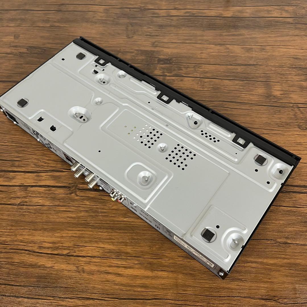 SHARP ブルーレイレコーダー　BD-NT1000 2016年製　リモコン付き