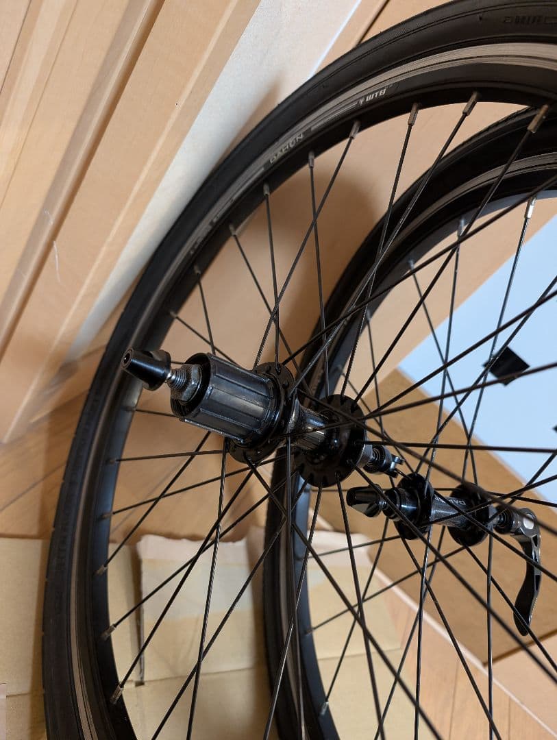 20インチ/406サイズ/74/130mm　DAHON　折りたたみ自転車