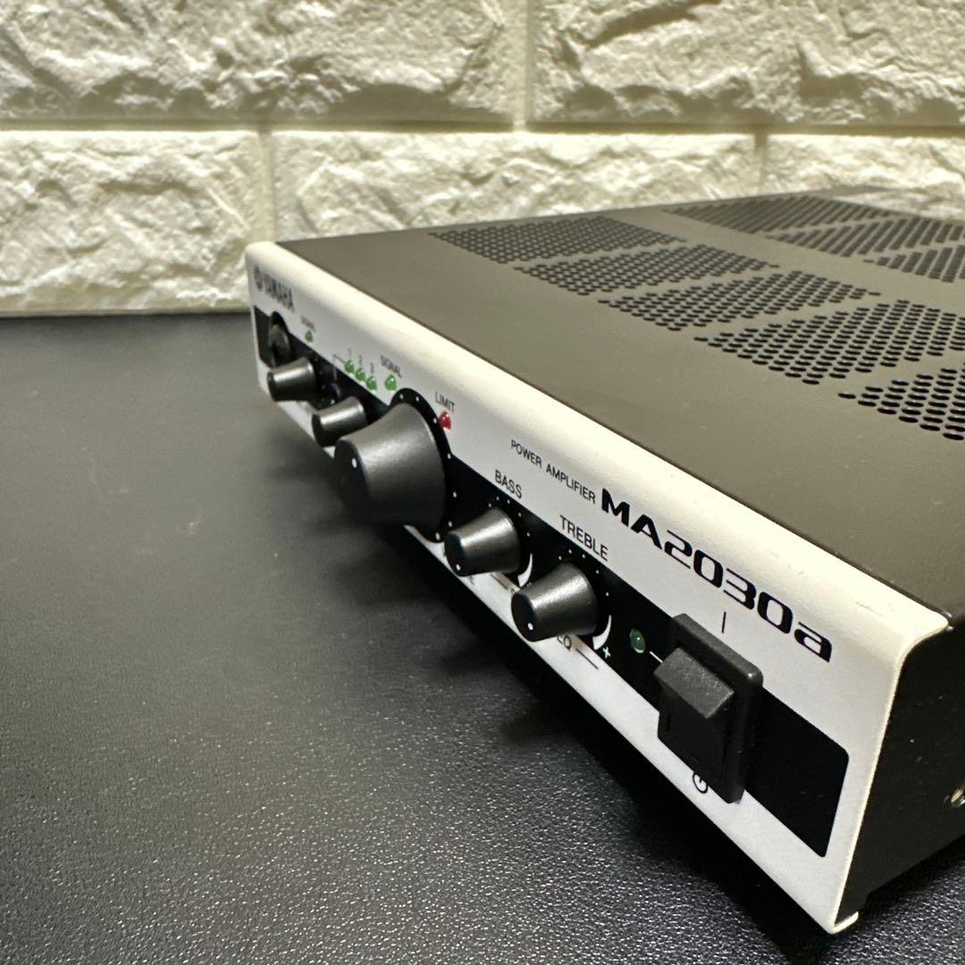 ヤマハYAMAHA MA2030a パワーアンプ ジャンク　現状品