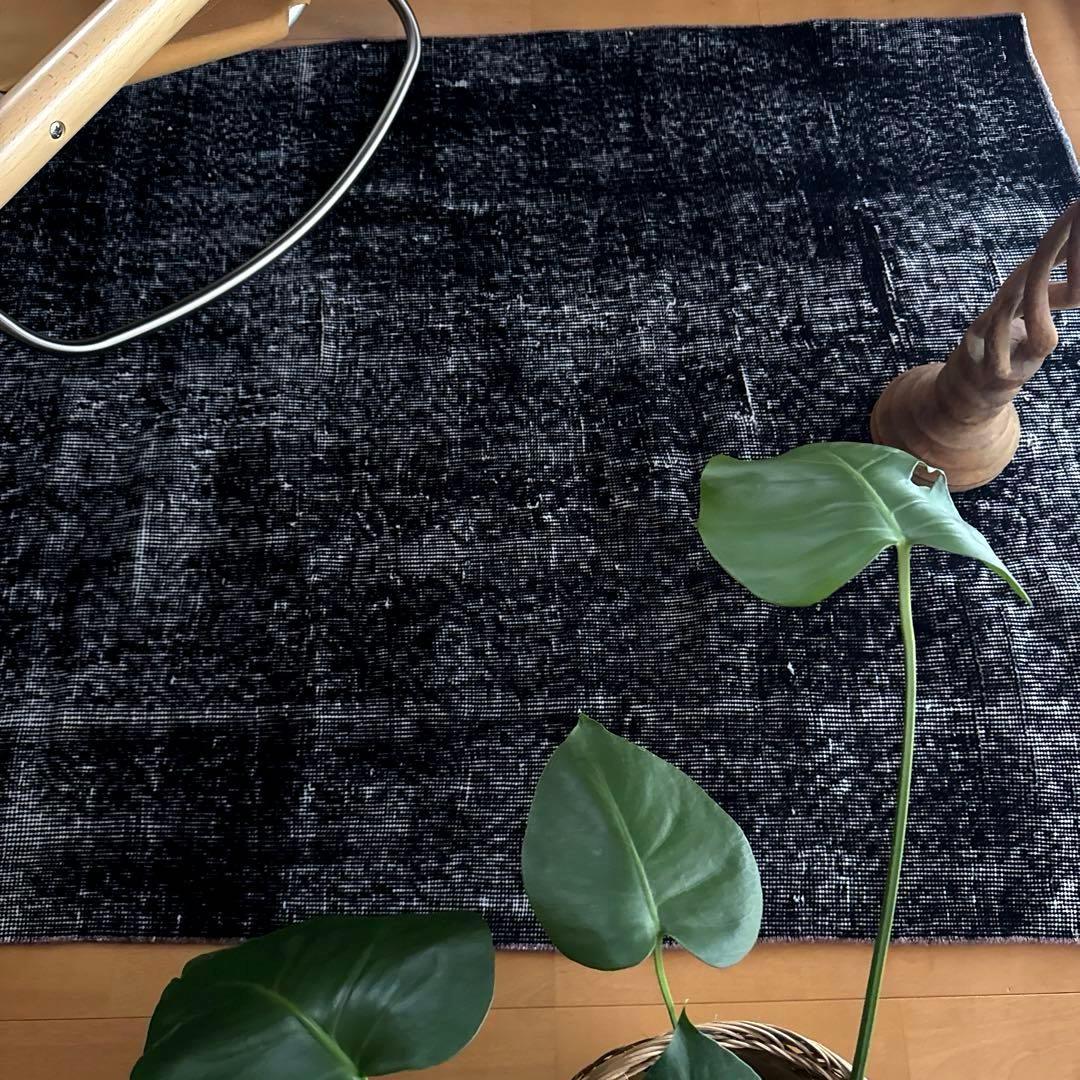 101-109×229 ブラックオーバーダイ　ワンカラー　トルコヴィンテージラグ