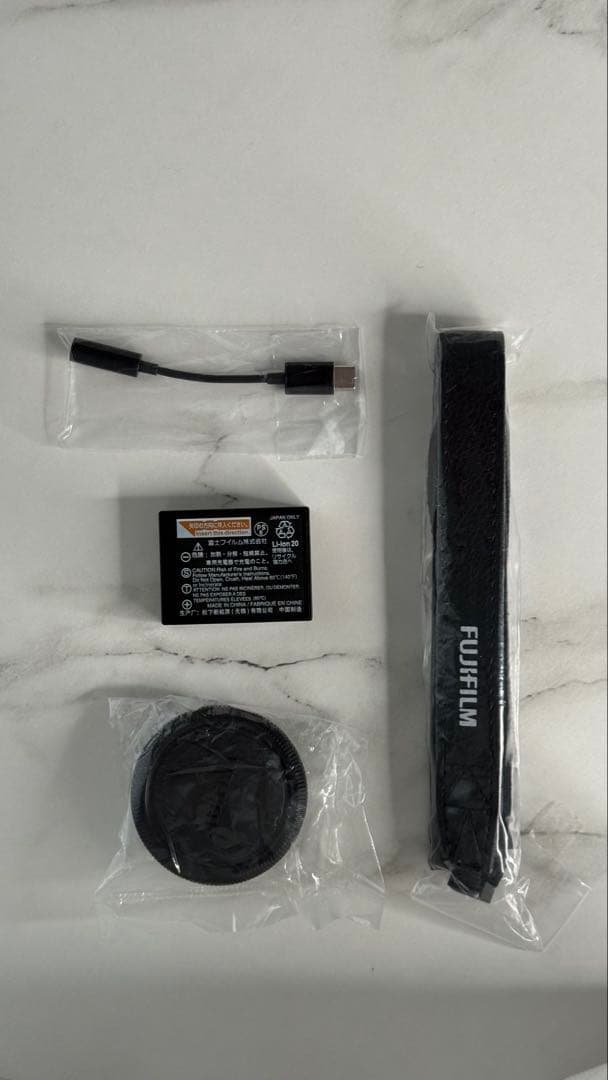 FUJIFILM X-T30 III レンズキット3年保証付／公式購入／美品／箱