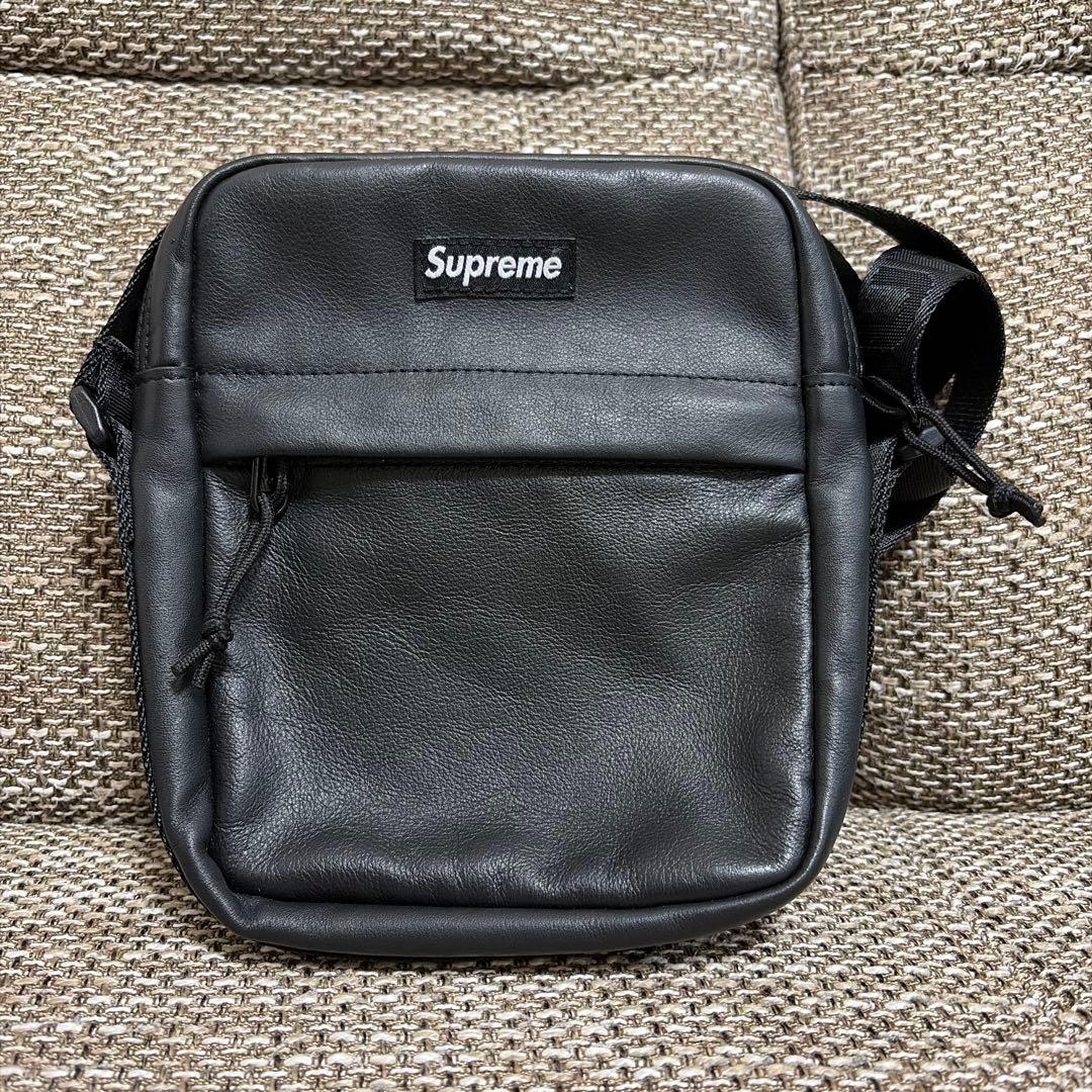 Supreme レザーショルダーバッグ