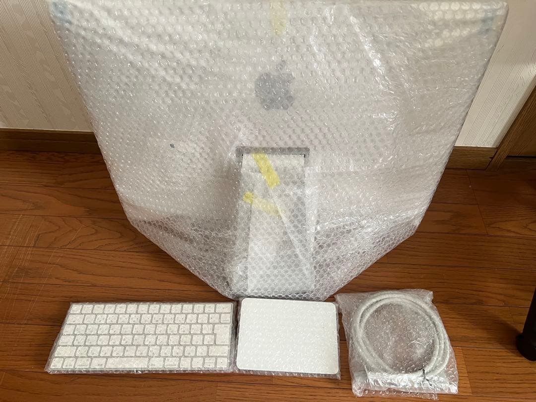 iMac21.5 Retina4K(2015年式)トラックパッド＆キーボード付き