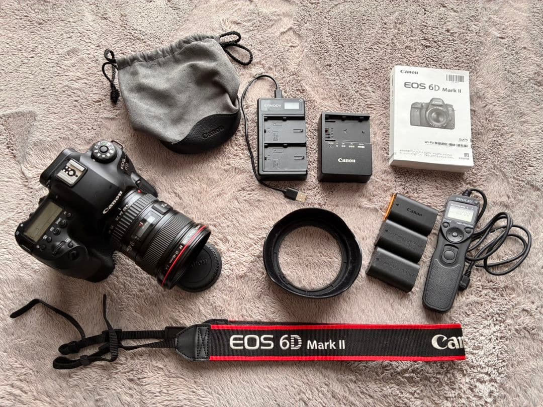 Canon EOS 6DMarkll ＋ レンズ＋付属品 (未使用に近い)